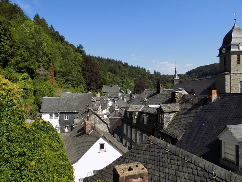 Gaestehaus Eschbach Monschau Exteriör bild