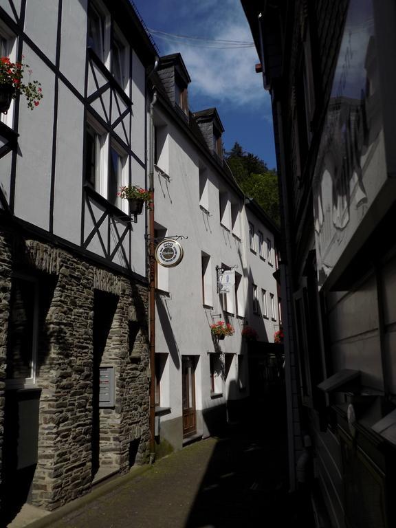 Gaestehaus Eschbach Monschau Exteriör bild
