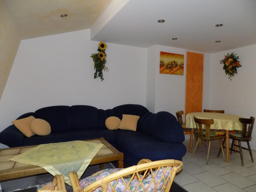 Gaestehaus Eschbach Monschau Exteriör bild